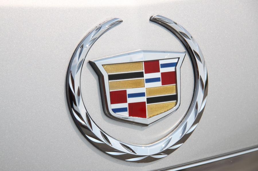  Cadillac CTS Sport Wagon 2010 года  (фото 34 из 53)